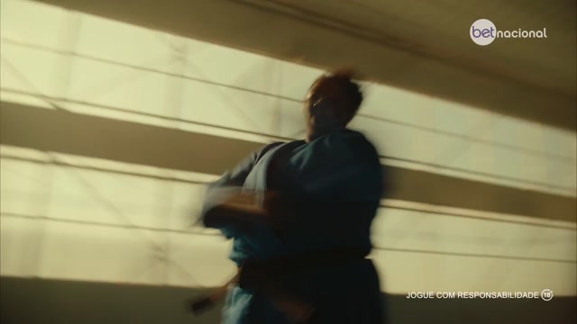 Clique para reproduzir o vídeo