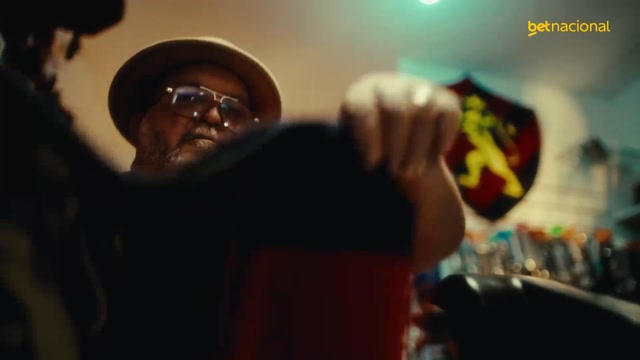 Clique para reproduzir o vídeo